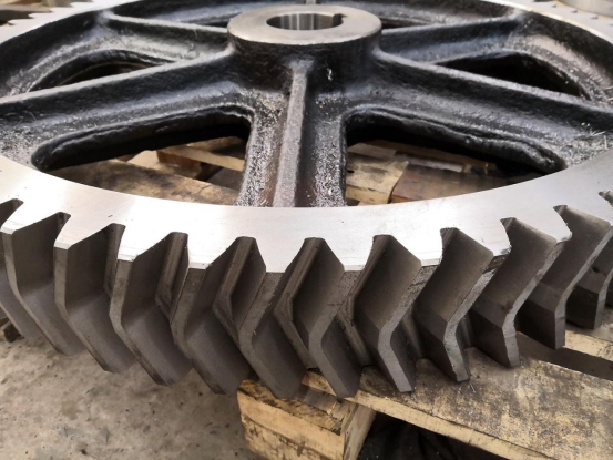 Precision herringbone gears ensure safe, efficient operation